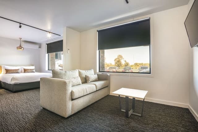 One Bedroom Apartment