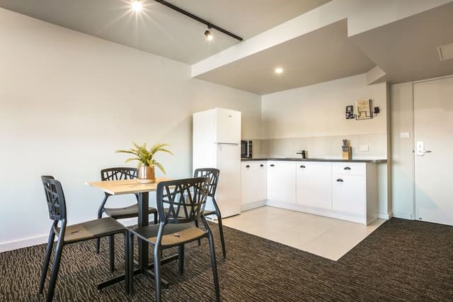 One Bedroom Apartment