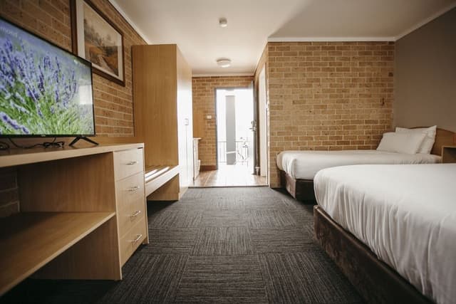De Luxe Room