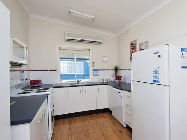 House, 2 Bedrooms, Beachside