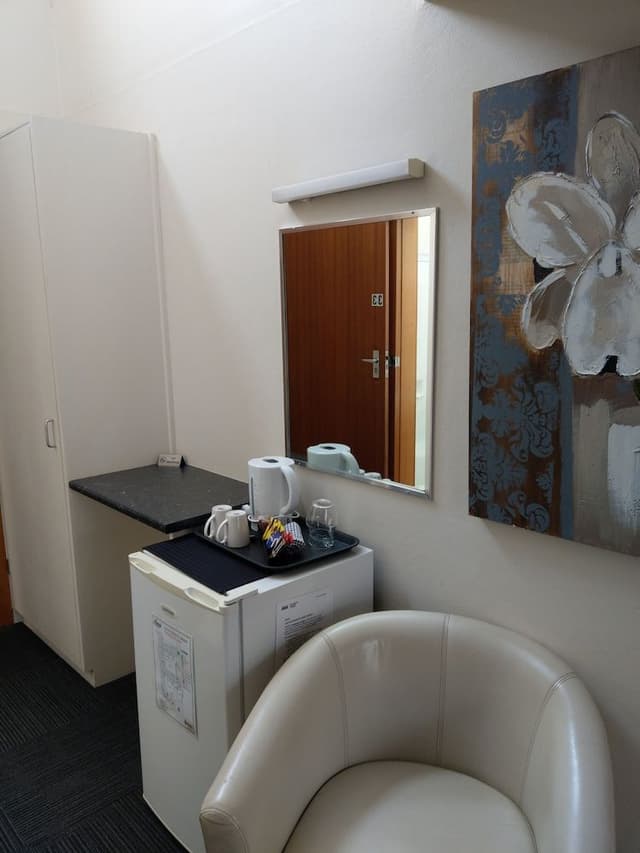 Queen Room
