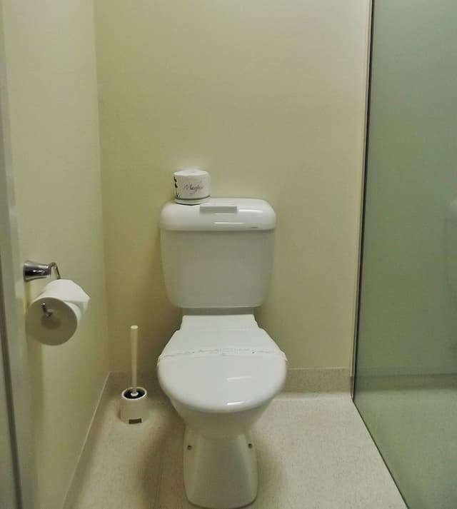 Deluxe Room, 1 Queen Bed, Jetted Tub