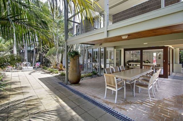 House, 5 Bedrooms