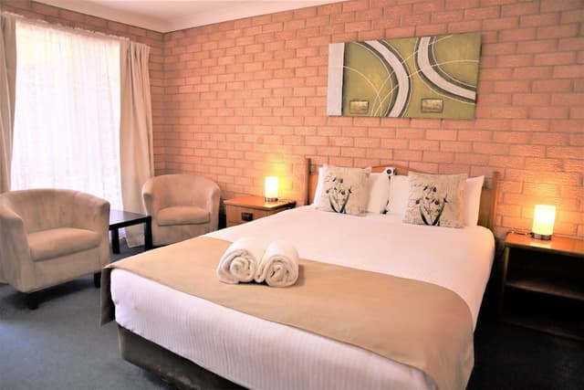 Executive Queen Room
