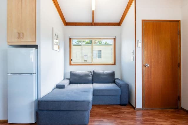 Family Cabin - Sleeps 4