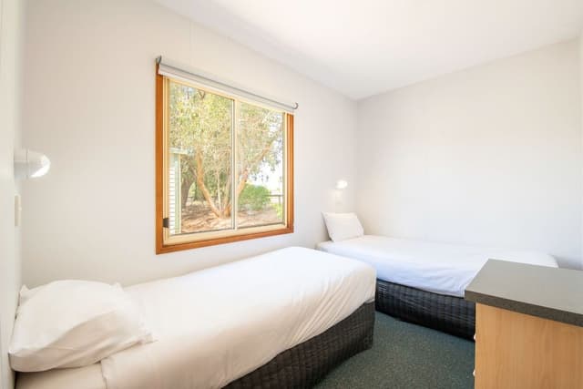 Family Cabin - Sleeps 4