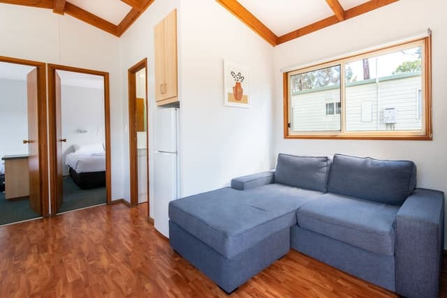 Family Cabin - Sleeps 4