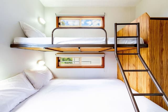 Standard Cabin