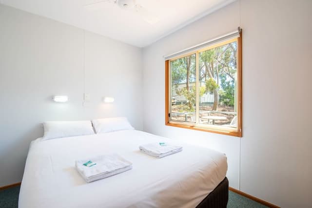 Family Cabin - Sleeps 4