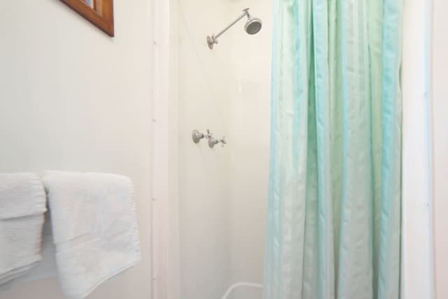 Family Cabin - Sleeps 4