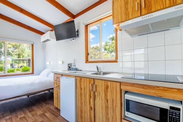 Standard Cabin