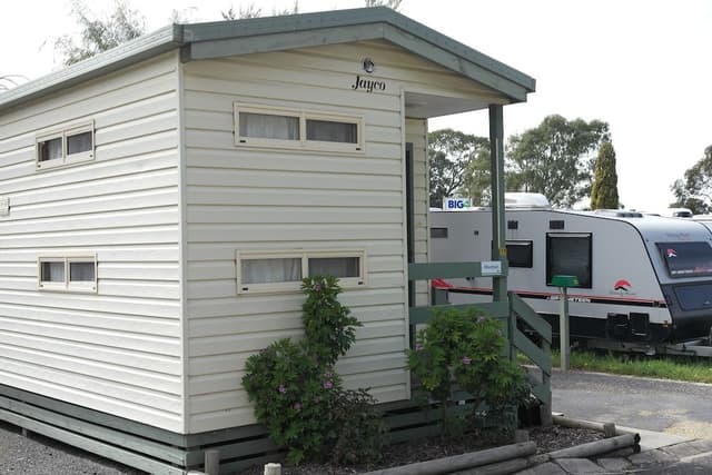 Ensuite Cabin
