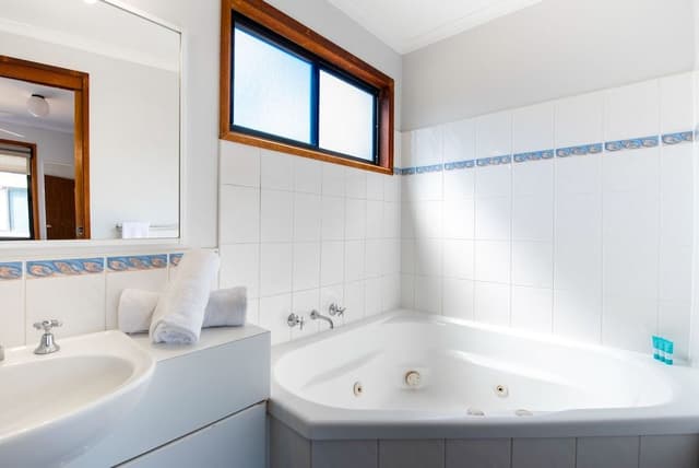 Spa Cabin