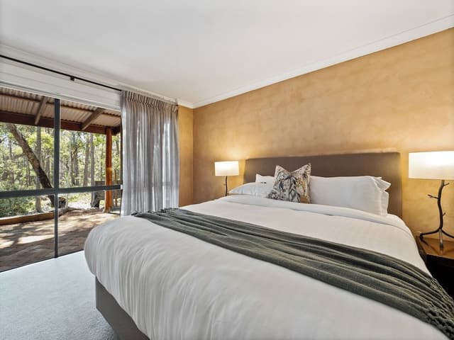 1 Bedroom Bath Forest View Chalet