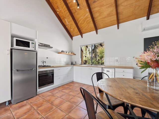 1 Bedroom Bath Forest View Chalet