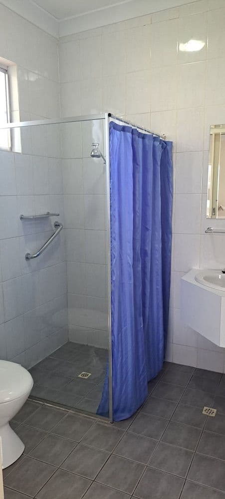 Standard Room, 1 Queen Bed