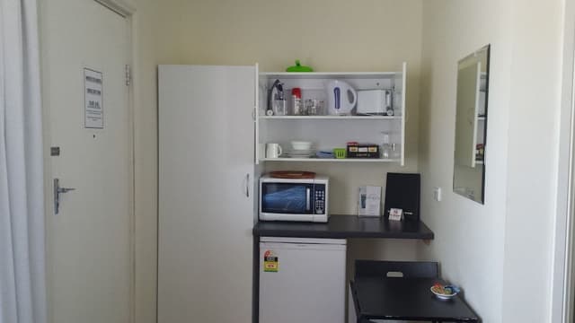 Standard Room, 1 Queen Bed