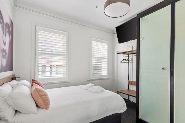 Classic Double Room