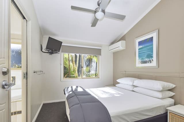 Seabreeze Spa Villa