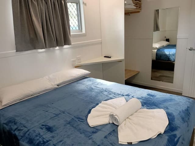 Standard 1 Bedroom Accessible Cabin - S6