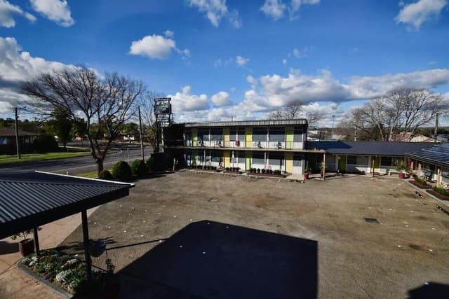 Family Apartment, Multiple Beds, Kitchenette, No Pets
