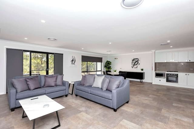 Apartment, 2 Bedrooms (located at 31 The Ringers Road)