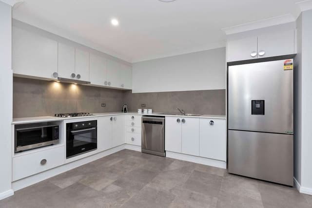 Apartment, 3 Bedrooms (located at 31 The Ringers Road)