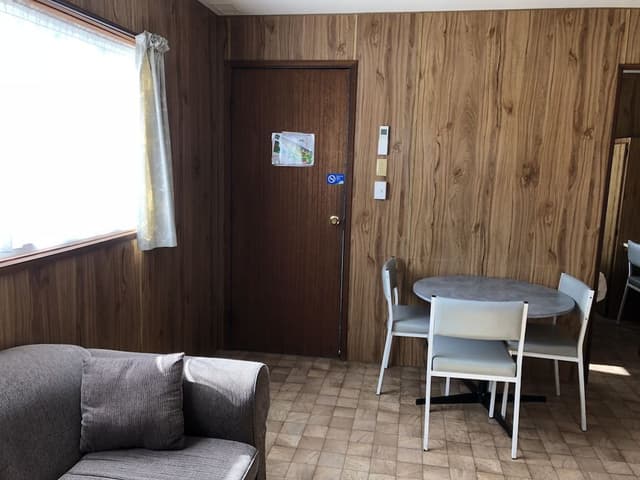 Standard Cabin (4 Adults)