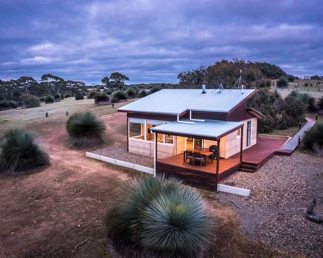 Luxury Villa, 1 King Bed, Valley View, Slope side