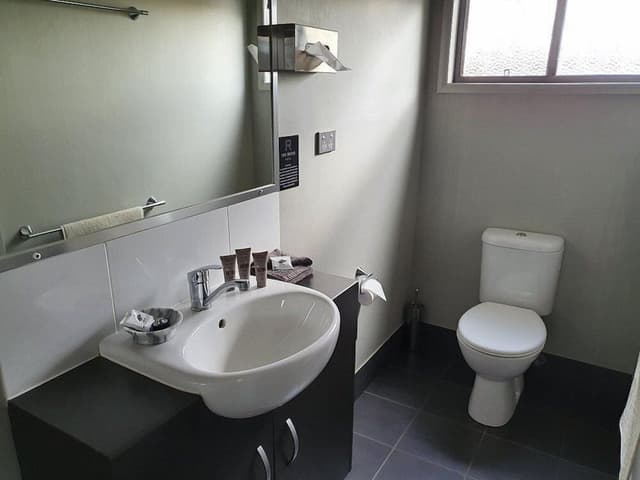 Queen Room