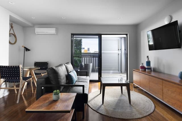 One Bedroom Suite