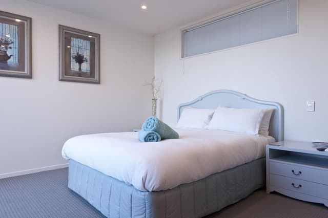 Deluxe House, 3 Bedrooms, River View