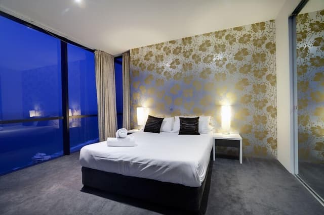 Comfort Apartment, 3 Bedrooms, 2 Bathrooms, Sea View