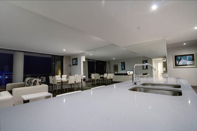 Comfort Apartment, 3 Bedrooms, 2 Bathrooms, Sea View