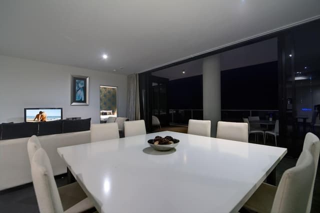 Comfort Apartment, 3 Bedrooms, 2 Bathrooms, Sea View