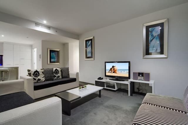 Comfort Apartment, 3 Bedrooms, 2 Bathrooms, Sea View