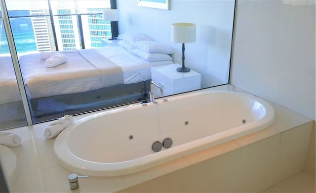 Superior Apartment, 2 bedrooms, Ocean or River Views