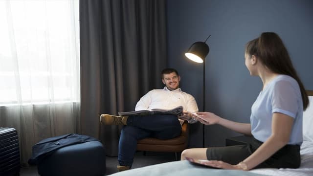 Standard Room Accessible, 1 King Bed