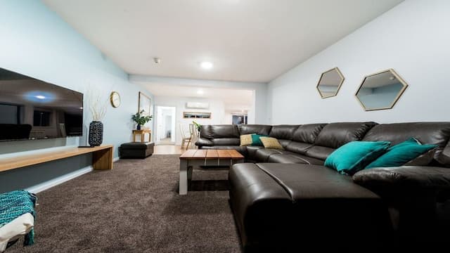 Family Apartment, 2 Bedrooms, 2 Bathrooms, River View