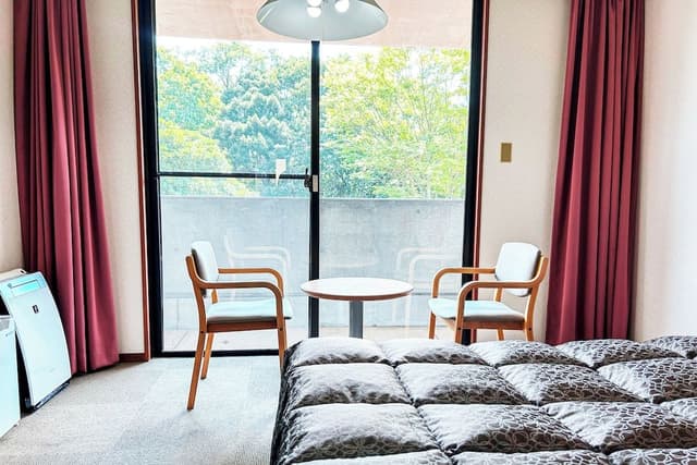 Basic Twin Room, Non Smoking