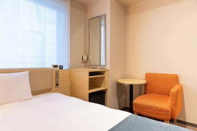 [Smoking] EX Semi-Double Room (Late Check-Out 11:00 AM)