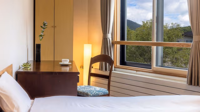 Economy Twin Room, Non Smoking