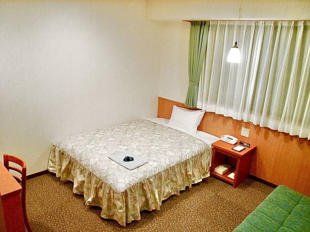 Single Room, Smoking (Room Only 4)