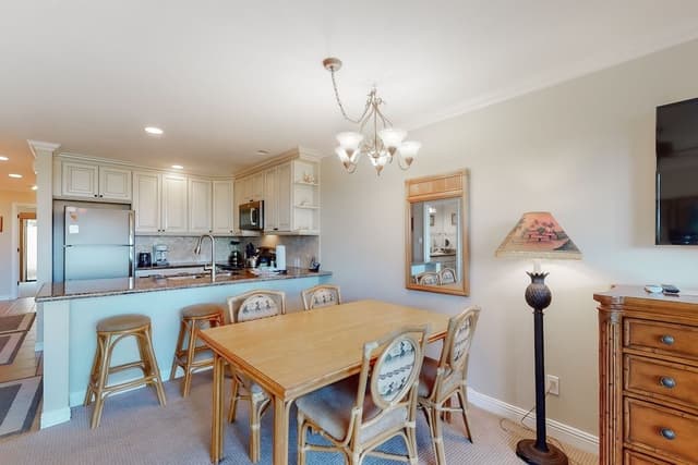 Condo, 1 Bedroom