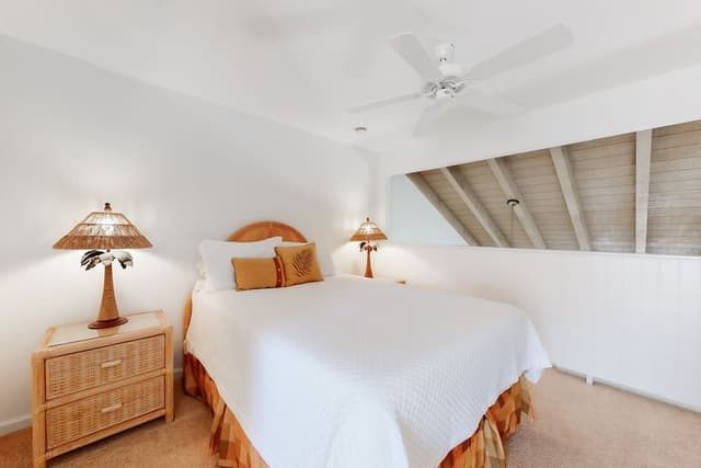 Condo, 2 Bedrooms