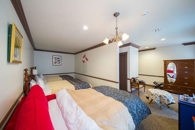 Deluxe Twin Room, Non Smoking (Adults [13 years and older] Only)