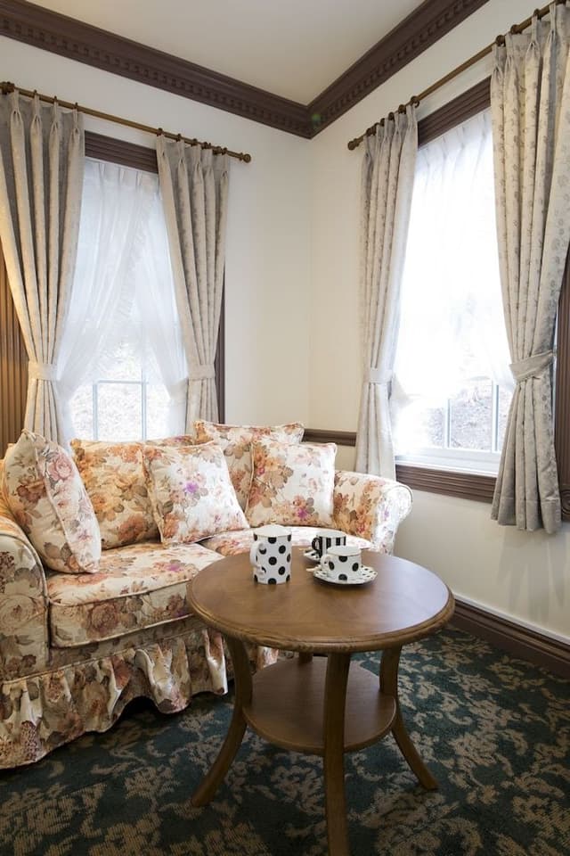 Fourth Room, Non Smoking (Adults [13 years and older] Only)