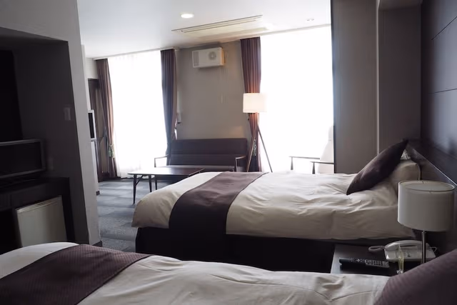 [Main Building] Deluxe Room, with Private Bath & Toilet, WiFi, Non Smoking