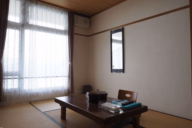[Main Building] Japanese Style Room, 6 Tatami-mats, with Private Toilet, WiFi, Non Smoking