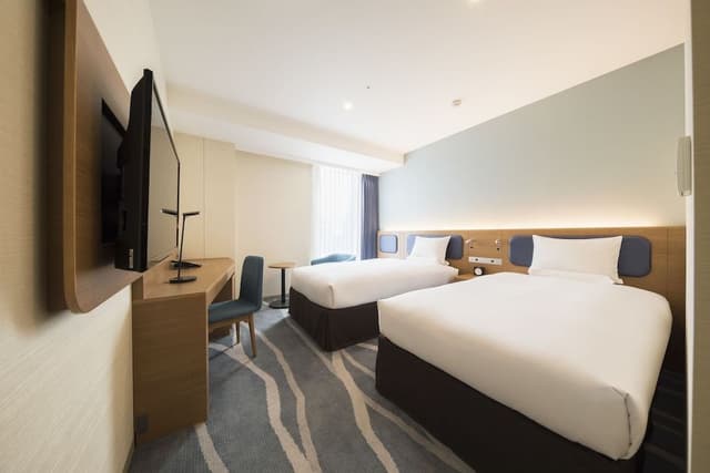 Twin Room, Non Smoking (For 3 People)